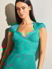 Lipsy Green Sweetheart Neckline Contour Bandage Midi Dress - Image 4 of 4
