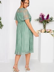Yours Curve Green London Lace Dress - Image 3 of 4