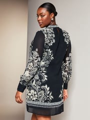 Lipsy Black/White Curve Placement Printed Long Sleeve Shift Mini Dress - Image 2 of 4