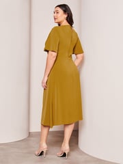 Lipsy Green Curve Ruched Asymmetrical Flutter Sleeve Midi Dress - Image 2 of 4