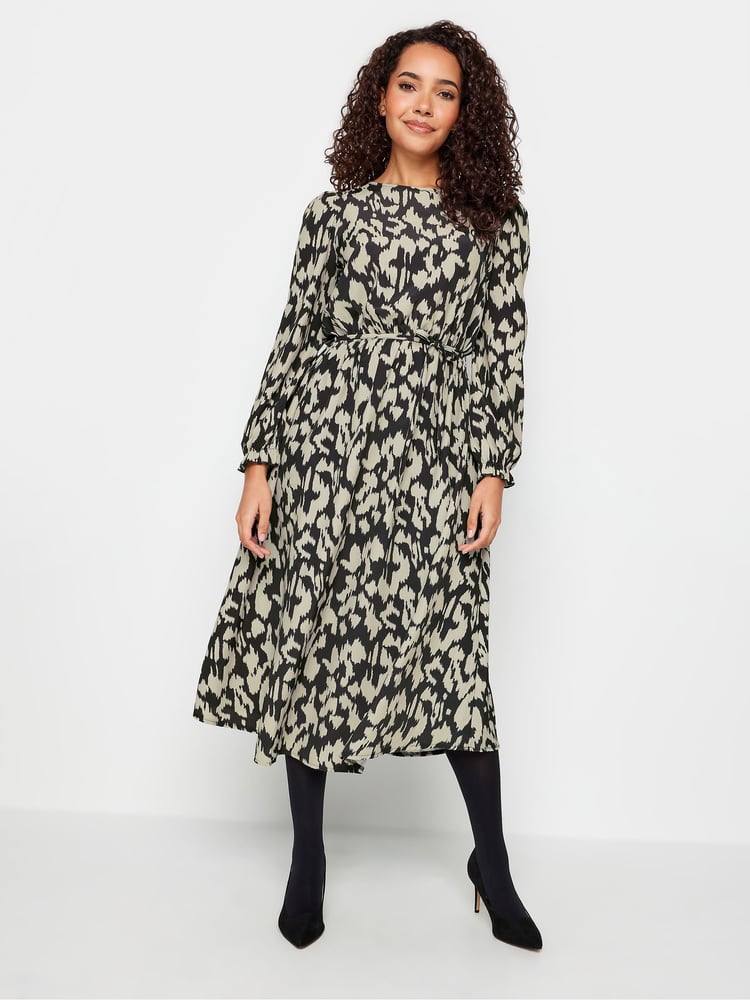 M&Co Black Long Sleeve Smock Dress - Image 1 of 5 M&Co Black Long Sleeve Smock Dress - Image 1 of 5