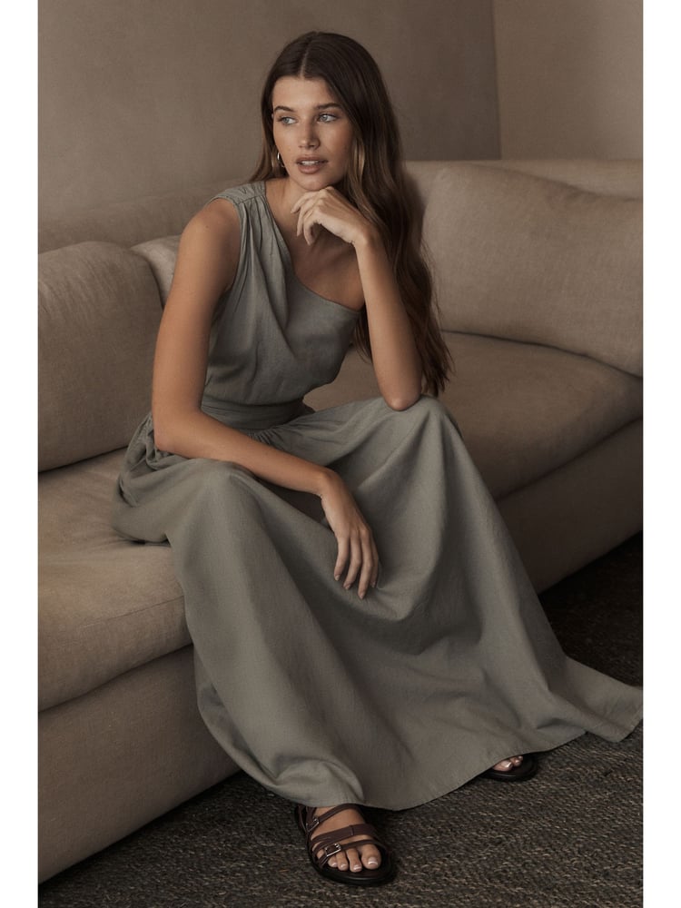Green Premium One Shoulder Midi Dress With Linen - Image 2 of 6