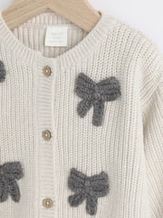 Graue 3D-Schleifen - Strickjacke für Babys aus 100 % Baumwolle (0 Monate – 2 Jahre) - Bild 7 von 10