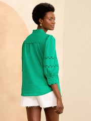Love & Roses Green V Neck Ric Rac Trim Blouse - Image 3 of 4