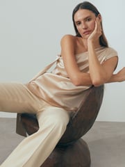 Reiss Blush Etta Atelier One-Shoulder Drape Back Top With Linen - Image 4 of 5