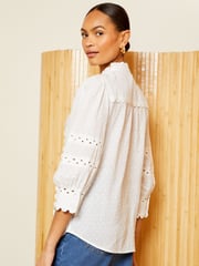 Love & Roses White V Neck Ric Rac Trim Blouse - Image 3 of 4
