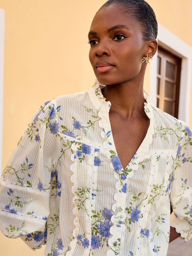 Love & Roses Ivory White Floral V Neck Ric Rac Trim Blouse - Image 4 of 4 Love & Roses Ivory White Floral V Neck Ric Rac Trim Blouse - Image 4 of 4
