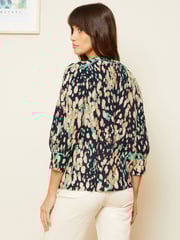 Love & Roses Navy Blue Printed Tipped 3/4 Sleeve Keyhole Blouse - Image 3 of 4