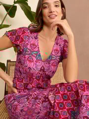 Love & Roses Pink Tile Ruffle Detail Cap Sleeve Midi Dress - Image 2 of 4