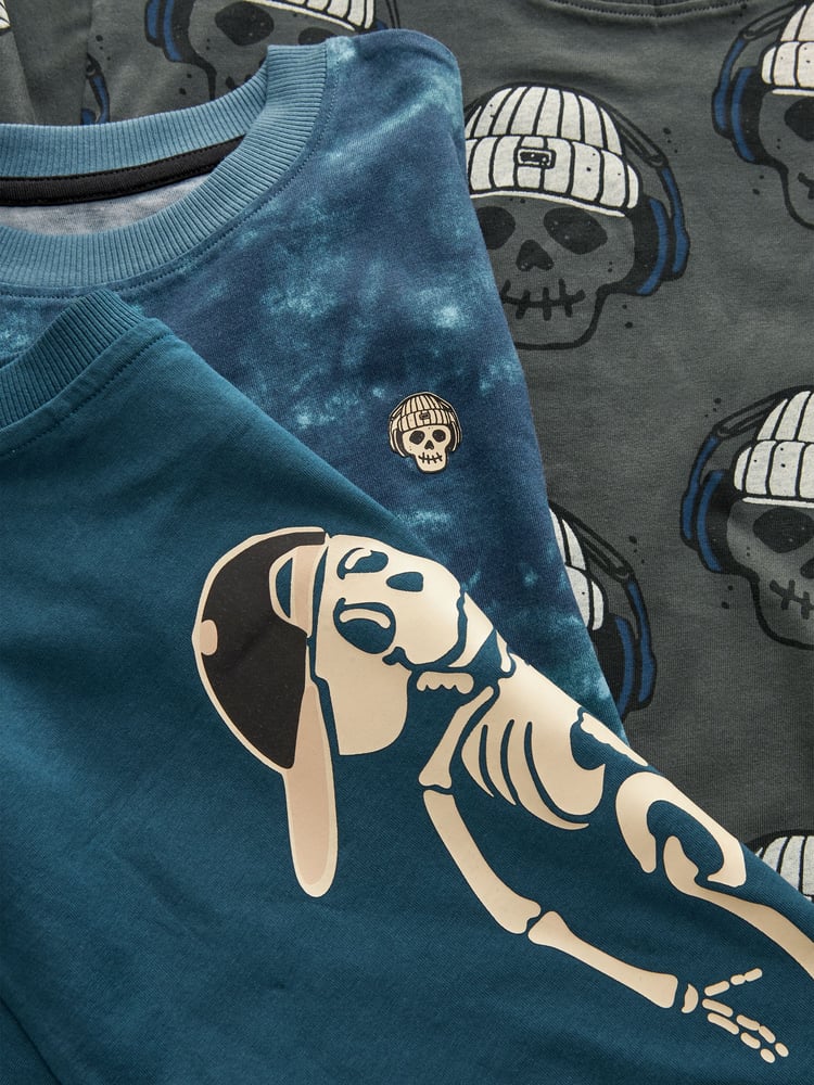 Blue/Grey Tie Dye Mock Sleeve Skateboard Long Sleeve Pyjamas 3 Pack (4-16yrs) - Image 9 of 9 Blue/Grey Tie Dye Mock Sleeve Skateboard Long Sleeve Pyjamas 3 Pack (4-16yrs) - Image 9 of 9