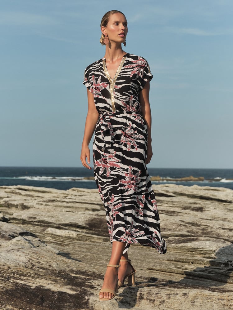 Love & Roses Black Zebra Sequin Trim Hanky Hem Short Sleeve Midi Dress - Image 4 of 4