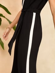 Love & Roses Black White Petite Colourblock Flutter Sleeve Jumpsuit - Image 4 of 4