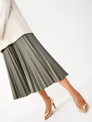 Gold Regular/Wide Fit Forever Comfort® with Motionflex Leather Courts - Image 2 of 8