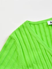 Ro&Zo Green Lime Wide Rib Knit V-Neck Dress - Image 6 of 6