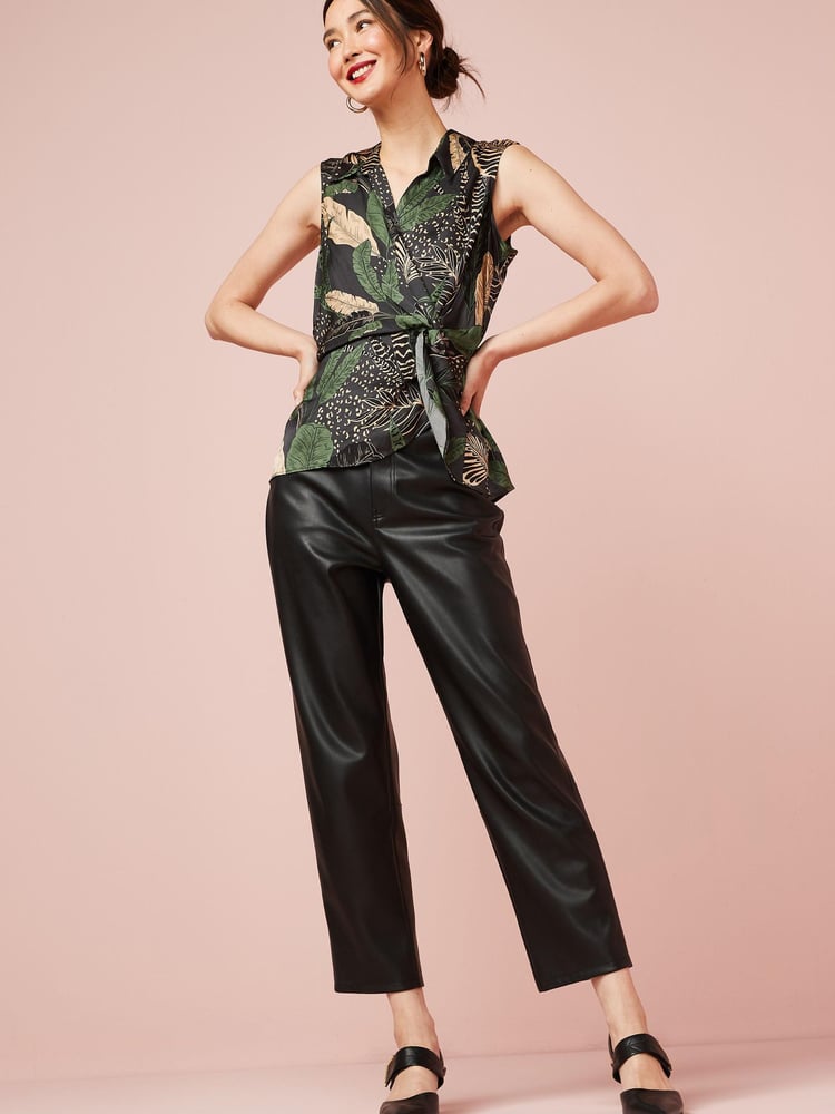 Brown Leaf Print Sleeveless Twist Blouse - Image 2 of 4