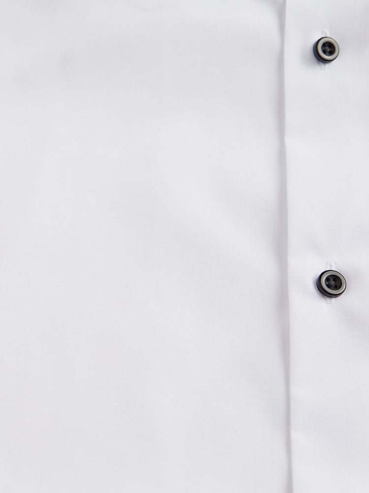 White Regular Fit Double Cuff Dress Shirt and Bow Tie Set - Image 6 of 6