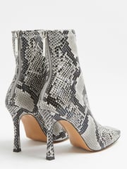 River Island Beige/Back Zip Sock Boots - Image 3 of 4