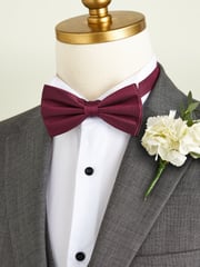 Rose Pink Textured Silk Bow Tie - Image 1 of 2