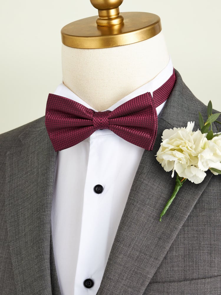 Rose Pink Textured Silk Bow Tie - Image 1 of 2