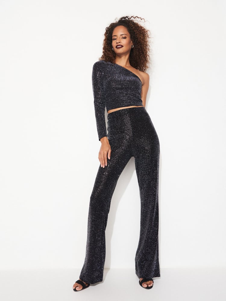 Black One Shoulder Sequin Top - Image 2 of 6 Black One Shoulder Sequin Top - Image 2 of 6