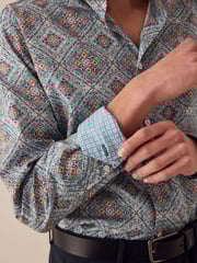 Green/Burgundy Red Geometric Regular Fit Printed Trimmed Shirt - Image 5 of 7