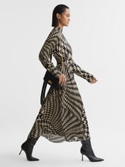 Reiss Black/White Kate Dogtooth Midi Dress - Image 3 of 7