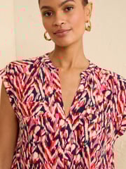 Love & Roses Pink Abstract Animal Tie Front Jersey Top - Image 2 of 4