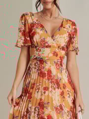 Jolie Moi Orange & Red Floral Pleated Dip Hem Chiffon Maxi Dress - Image 6 of 6
