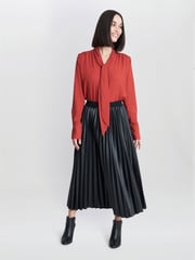 Gina Bacconi Red Shelby Pussy Bow Blouse - Image 3 of 4