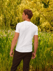 Weiß - Basic-T-Shirt in Muscle-Fit - Bild 2 von 7