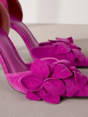 Pink Signature Leather Corsage Point Toe Heeled Shoes - Image 4 of 6