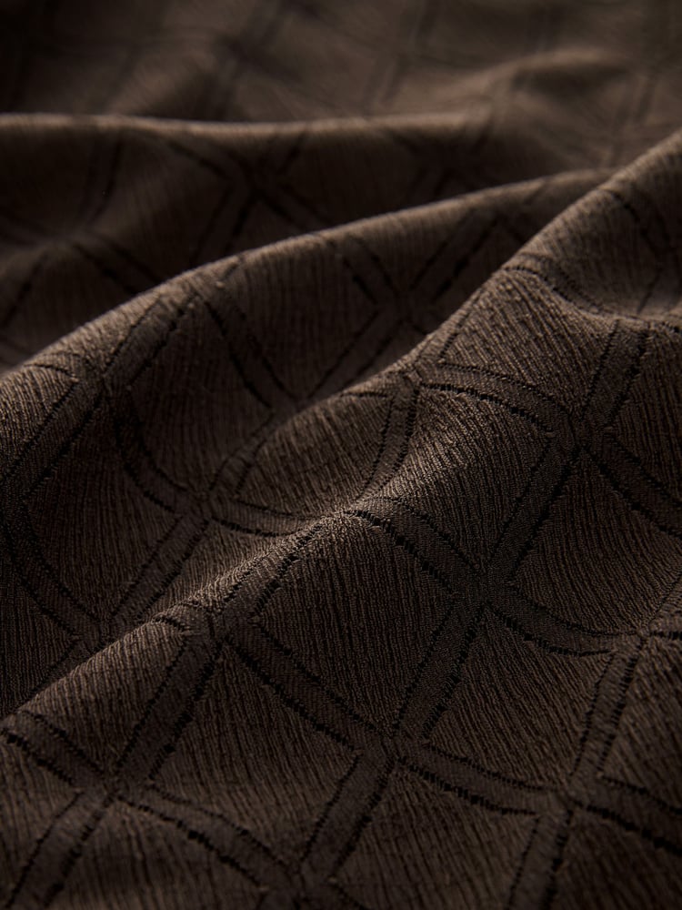 Brown Diamond Textured Sleeveless Ruched Maxi Dress - Image 6 of 6
