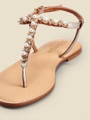Sosandar Gold Rhinestone Trim Toe Post Leather Flat Sandals - Image 3 of 3