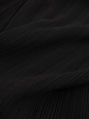 Good American Black Good American Plisse Maxi Dress - Image 5 of 5