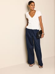 White Textured Twist Front Short Sleeve Top - Image 2 of 6