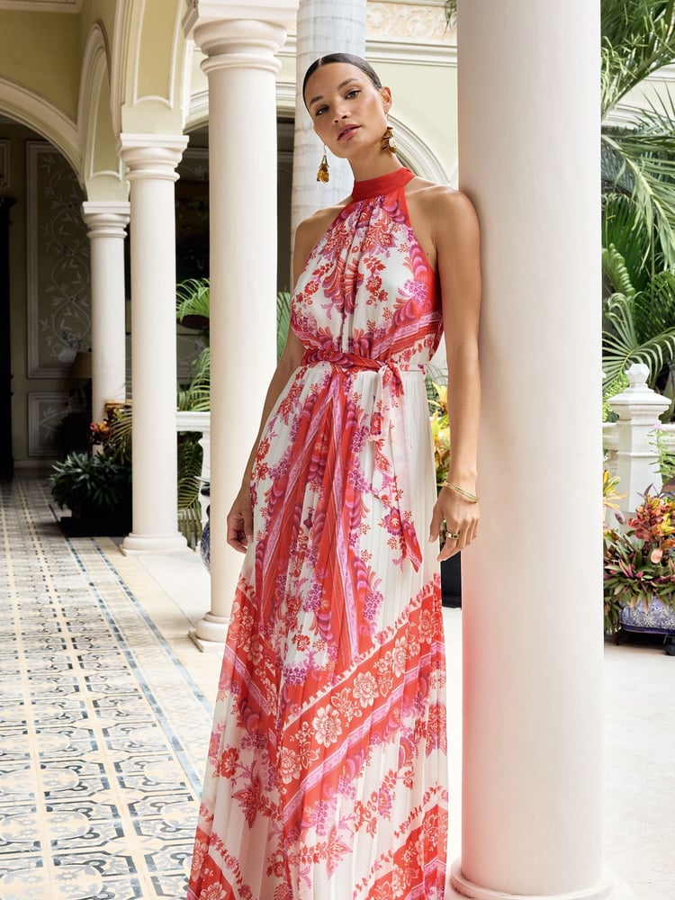 V&A | Love & Roses White Floral Printed Halterneck Maxi dress - Image 4 of 4 V&A | Love & Roses White Floral Printed Halterneck Maxi dress - Image 4 of 4