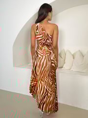 AX Paris One Shoulder Cut Out Pleated Midi Dress - Image 2 of 4