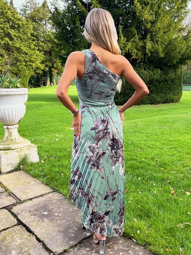 AX Paris One Shoulder Cut Out Pleated Midi Dress - Image 2 of 4