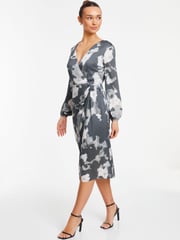 Quiz Grey Smudge Crepe Long Sleeve Midi Dress - Image 4 of 6