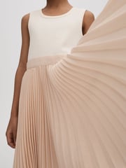 Reiss Ecru Harriet 4-9 yrs Pleated Asymmetric Dress - Image 3 of 4