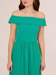 Adrianna Papell Green Crepe Chiffon Gown - Image 4 of 7