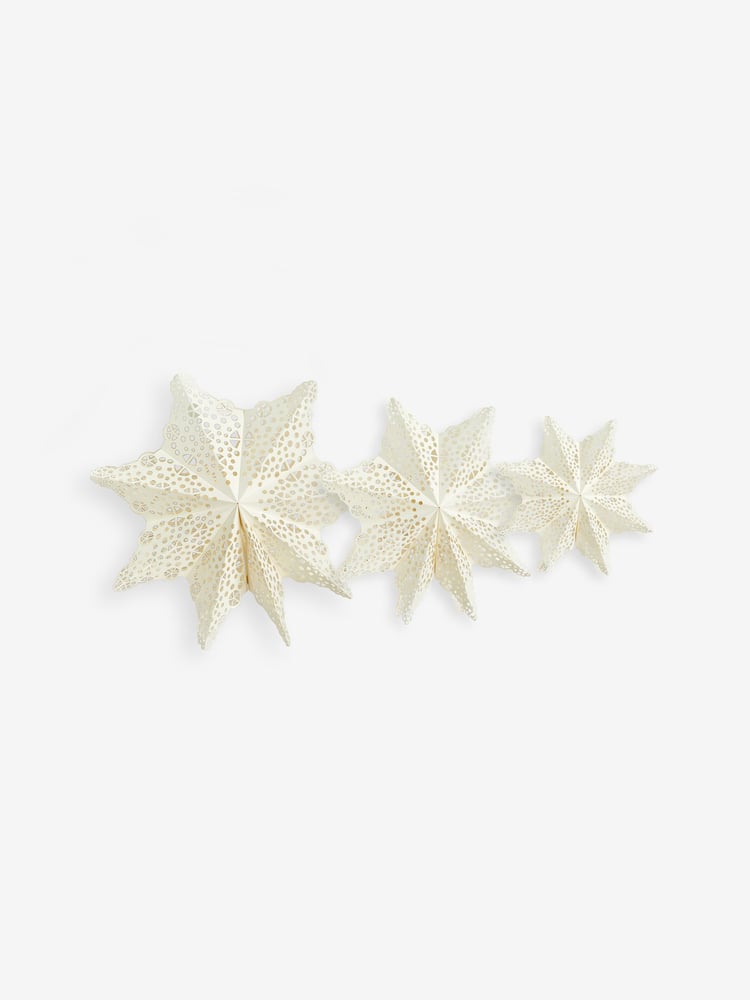 Set of 3 White Snowflake Paper Decorations - Image 4 of 4