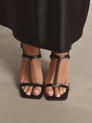 Black Forever Comfort®  Chain T-Bar Heels - Image 3 of 8