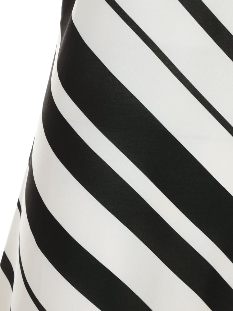Quiz White Striped Maxi Dress With Keyhole Neck - Image 4 of 4 Quiz White Striped Maxi Dress With Keyhole Neck - Image 4 of 4