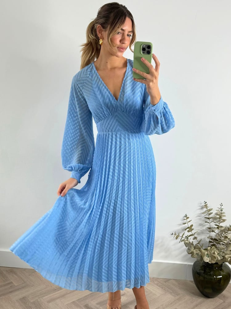 Style Cheat Blue Dannica Pleated Balloon Sleeve Maxi Dress - Image 1 of 4