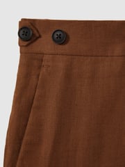 Reiss Tobacco Brown Kin Linen Tapered Trousers Slim-Fit - Image 5 of 5