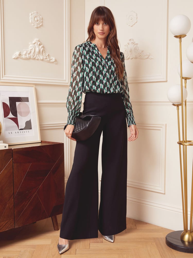 Love & Roses Green and Black Geo Sheer V Neck Long Sleeve Over The Head Blouse - Image 4 of 4