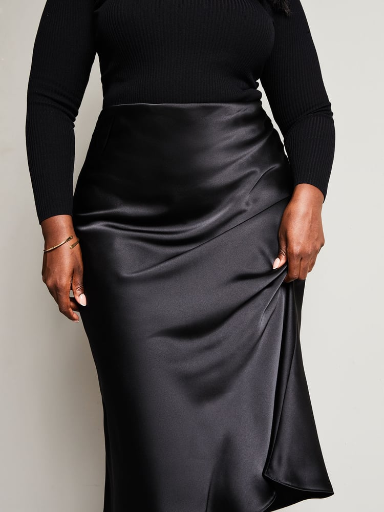 Lipsy Black Curve Satin Bias Cut Midi Skirt - Image 4 of 4 Lipsy Black Curve Satin Bias Cut Midi Skirt - Image 4 of 4