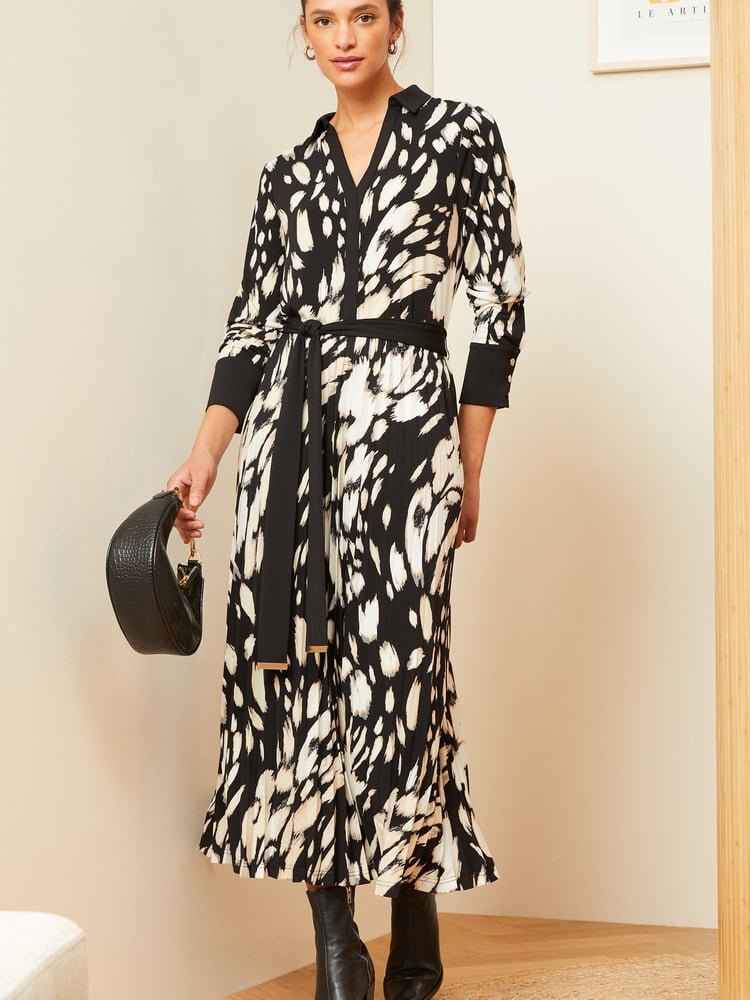 Love & Roses Black Animal Jersey Pleated Belted Midi Summer Shirt Dress - Image 1 of 4 Love & Roses Black Animal Jersey Pleated Belted Midi Summer Shirt Dress - Image 1 of 4