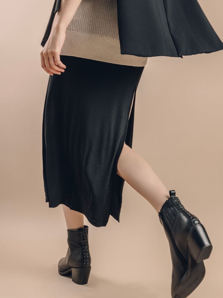 Moda in Pelle Maevie Pointed Side Zip Western Boots Stud Back Detail - Image 5 of 5